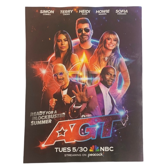 People Magazine June 5 2023 Julia Louis Dreyfus Mary Tyler Moore Harry Meghan - Picture 2 of 4